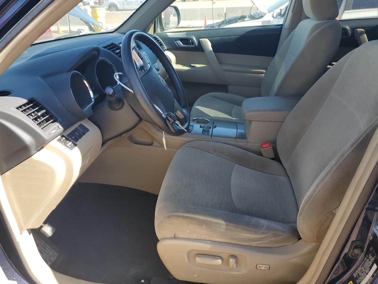 2012 Toyota Highlander Base VIN: 5TDBK3EH8CS167582 Lot: 56980615