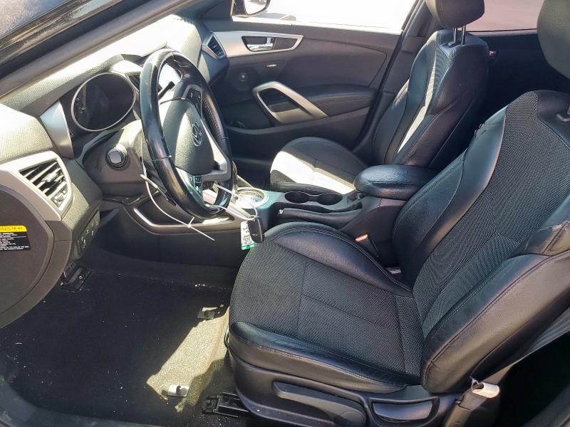 Coupet HYUNDAI VELOSTER 2016 Czarny