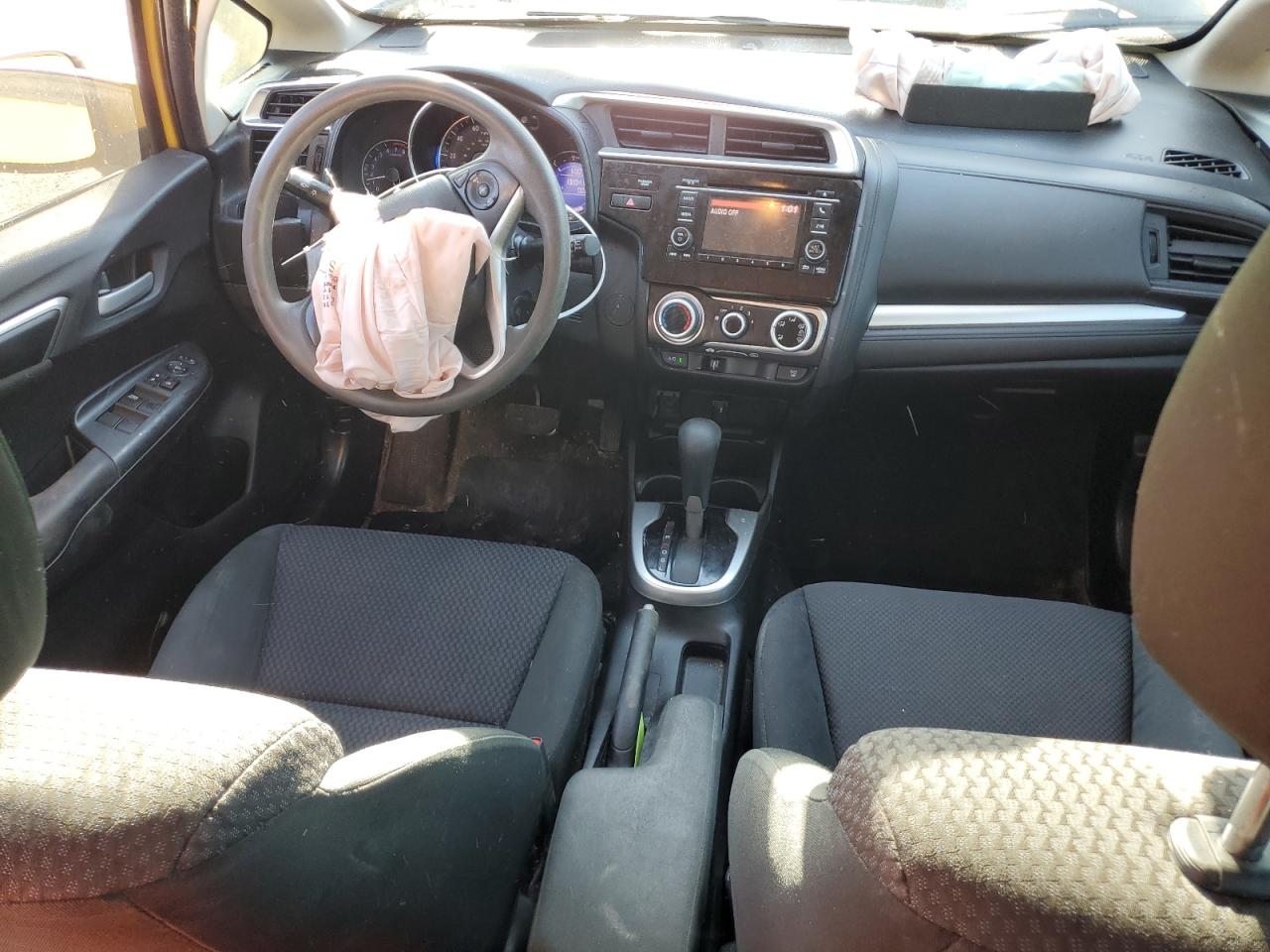 2018 Honda Fit Lx VIN: 3HGGK5H41JM727774 Lot: 56553265