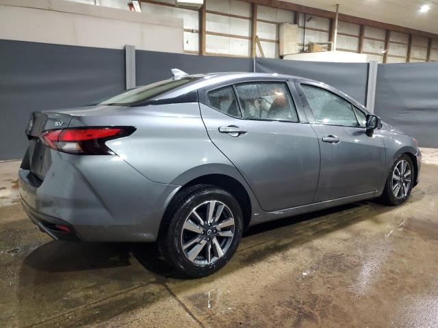  NISSAN VERSA 2023 Szary