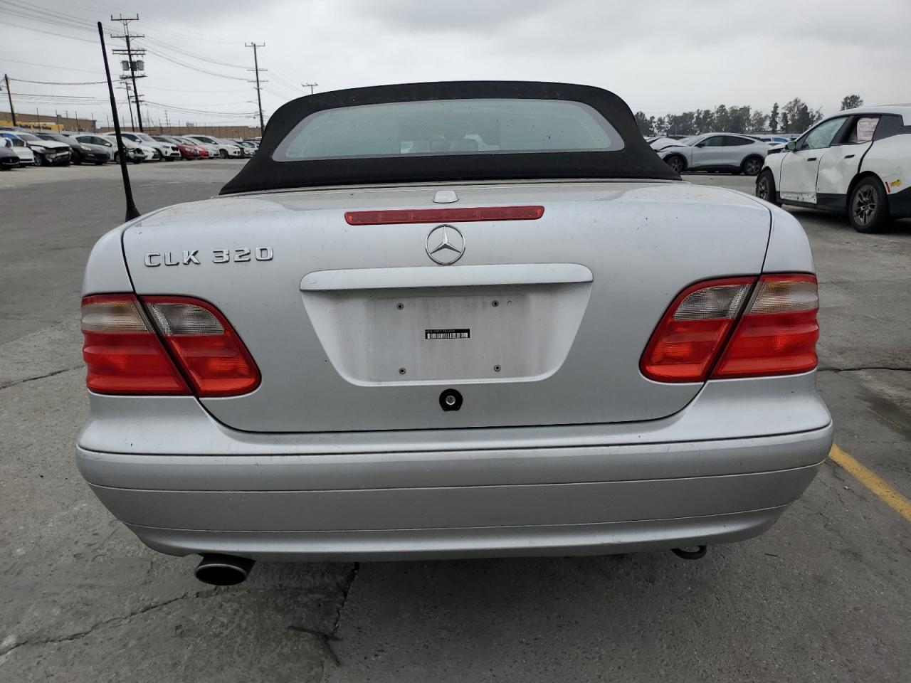 2001 Mercedes-Benz Clk 320 VIN: WDBLK65G21T065930 Lot: 55821005