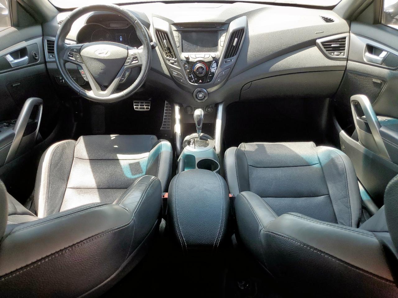 2016 Hyundai Veloster Turbo VIN: KMHTC6AE1GU282665 Lot: 55863845