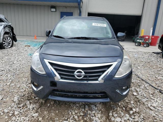  NISSAN VERSA 2015 Синий