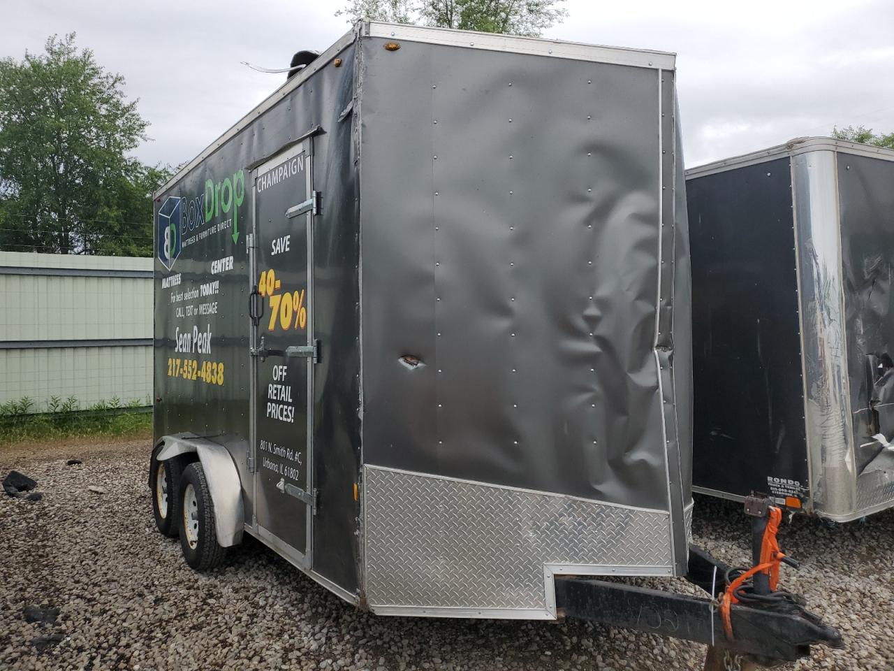 2018 Interstate Enclosed Cargo Trailer na sprzedaż w Pekin, IL - Rollover