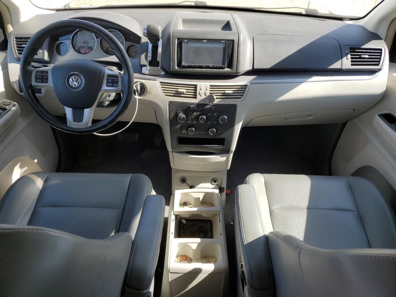 2011 Volkswagen Routan Se VIN: 2V4RW3DG5BR739944 Lot: 56787495