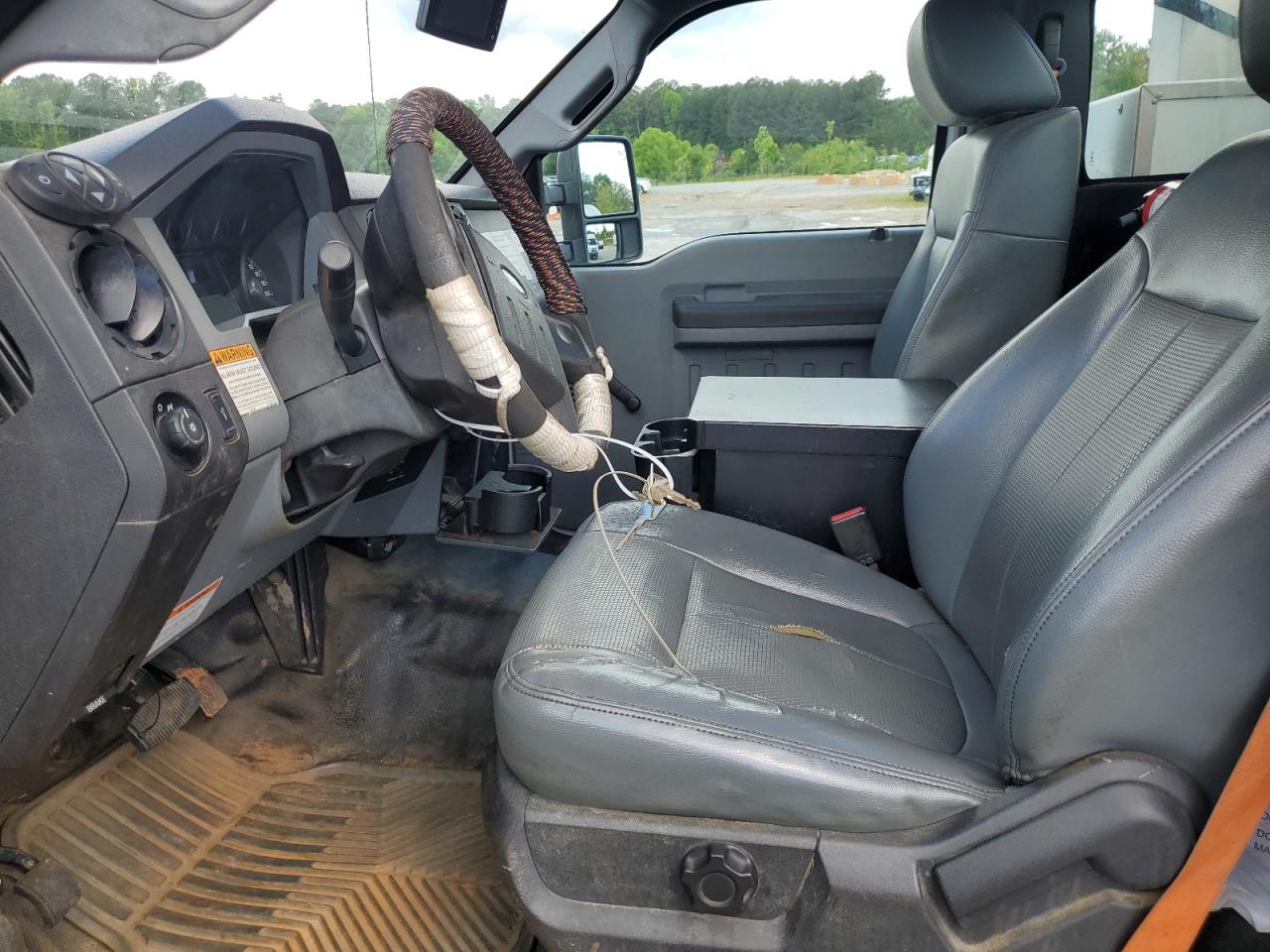 2015 Ford F450 Super Duty VIN: 1FDUF4GYXFEA65867 Lot: 56827645