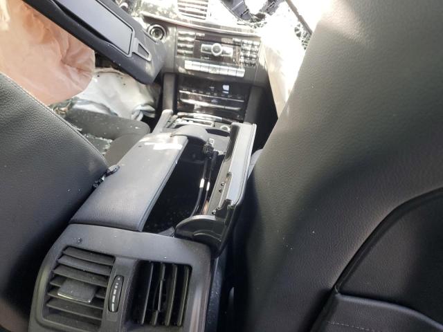  MERCEDES-BENZ E-CLASS 2014 Серебристый