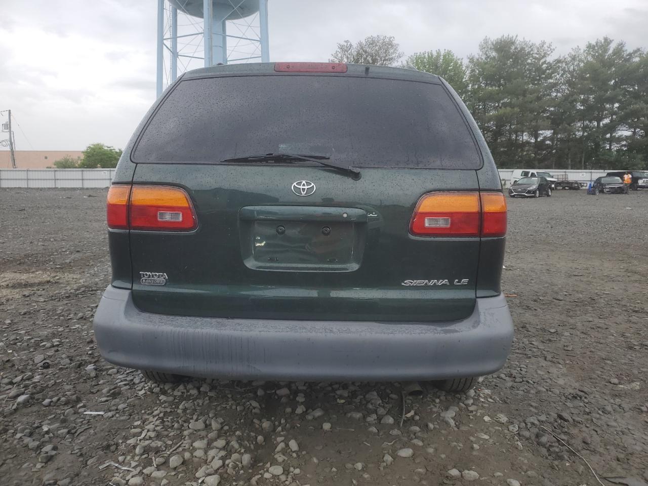 1999 Toyota Sienna Le VIN: 4T3ZF13C3XU141314 Lot: 56482525