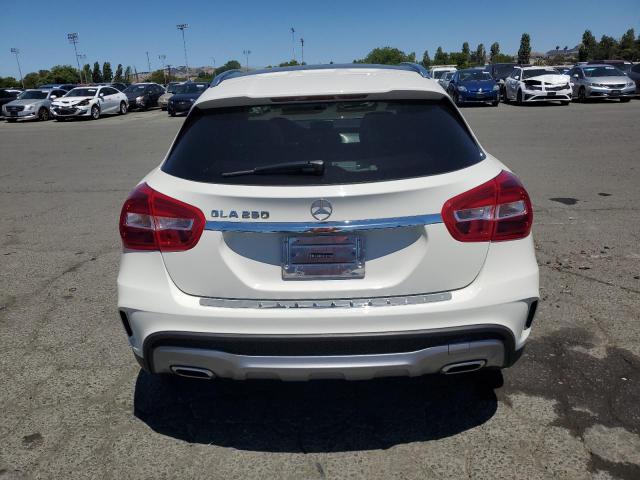  MERCEDES-BENZ GLA-CLASS 2015 Белы