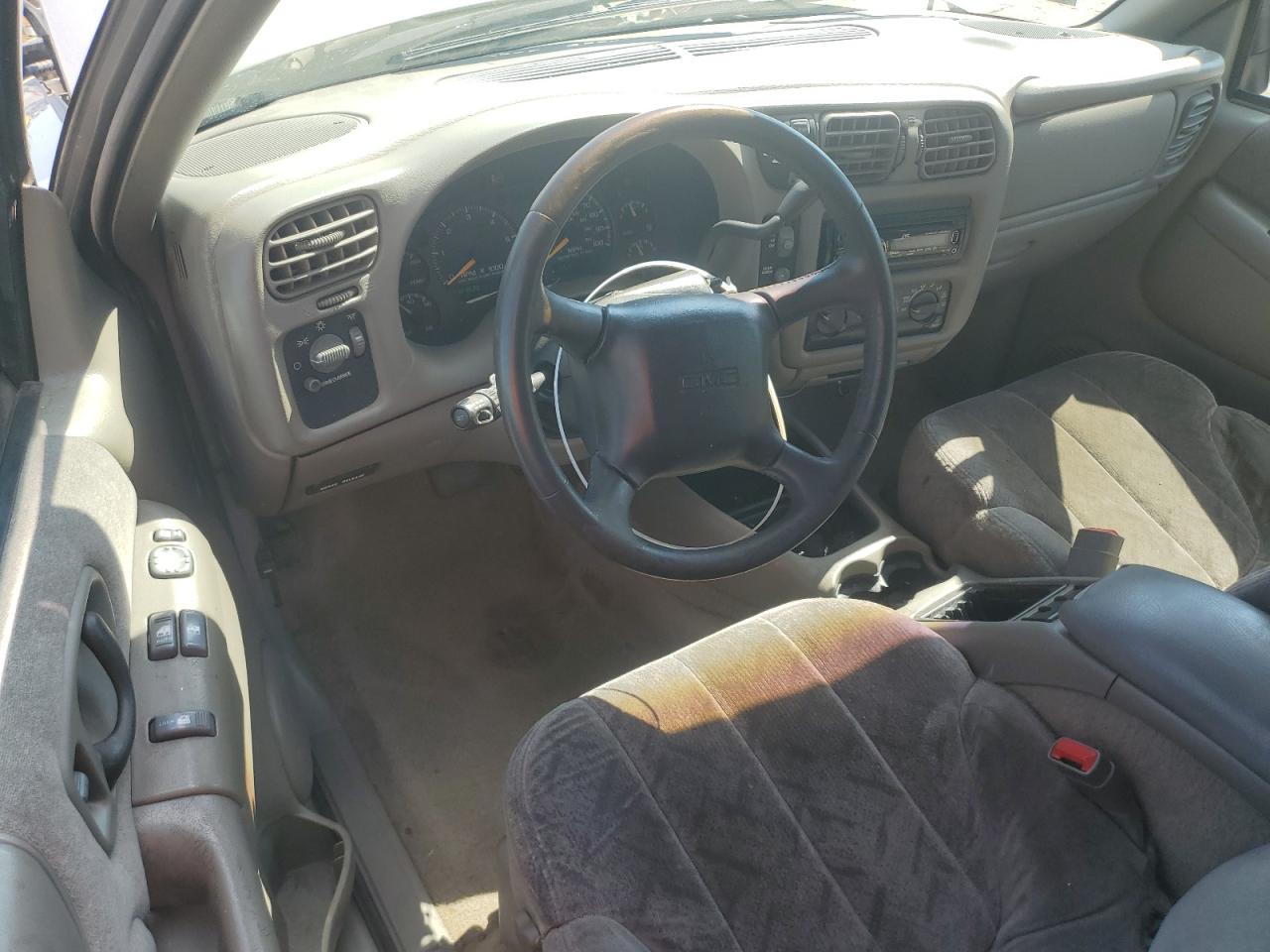 2000 GMC Jimmy VIN: 1GKCT18W6YK118528 Lot: 55820295