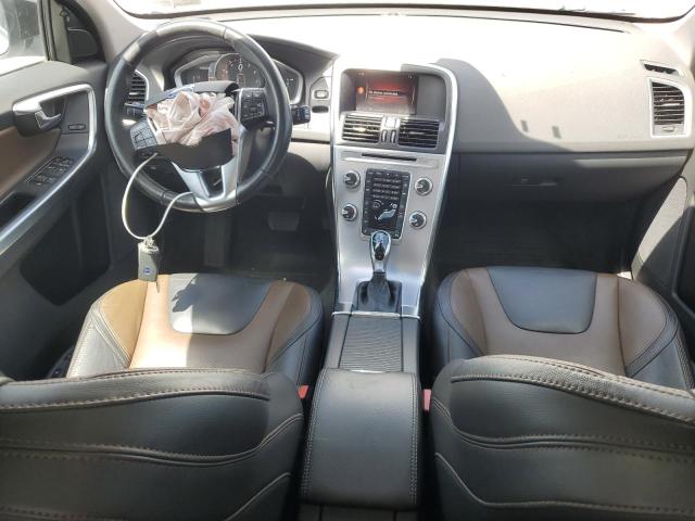  VOLVO XC60 2017 White