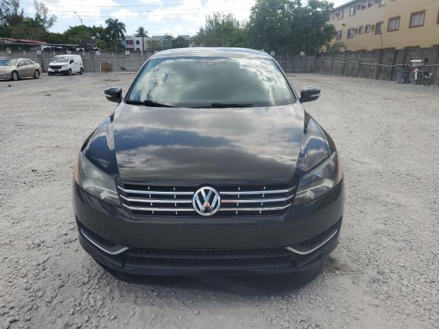 Sedans VOLKSWAGEN PASSAT 2015 Black