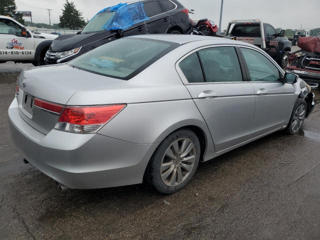  HONDA ACCORD 2012 Серебристый