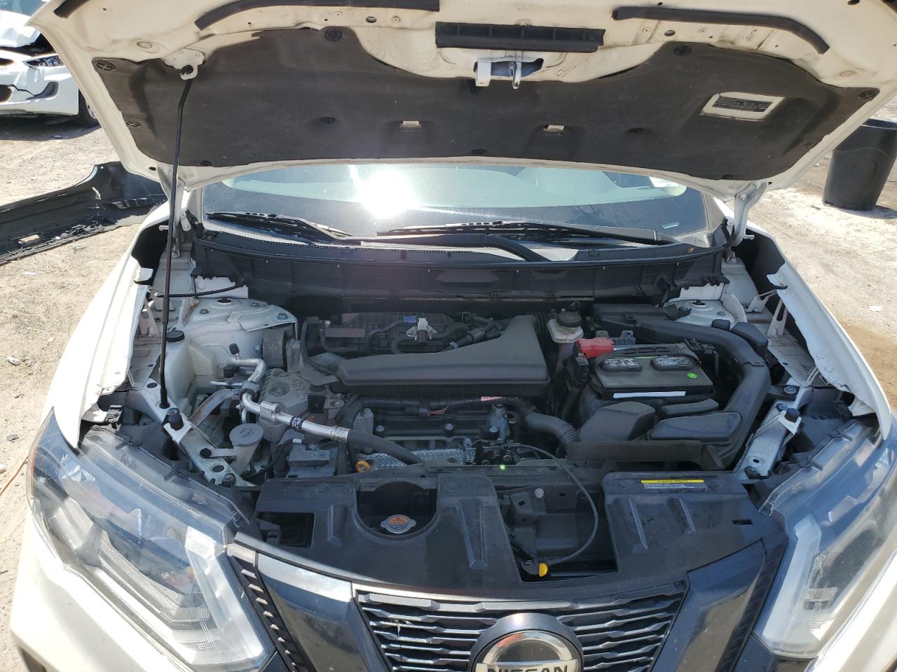 2018 Nissan Rogue S VIN: 5N1AT2MVXJC725095 Lot: 55601775