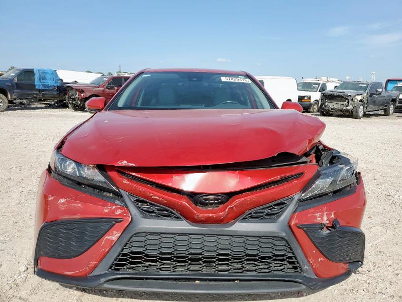  TOYOTA CAMRY 2021 Красный