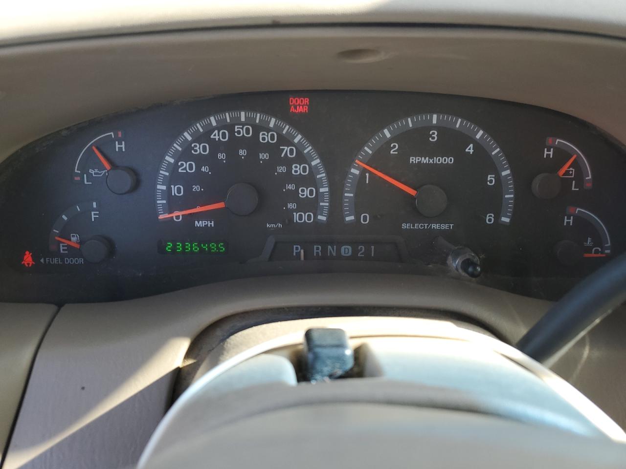 2001 Ford Expedition Eddie Bauer VIN: 1FMFU18L31LA05157 Lot: 58093335