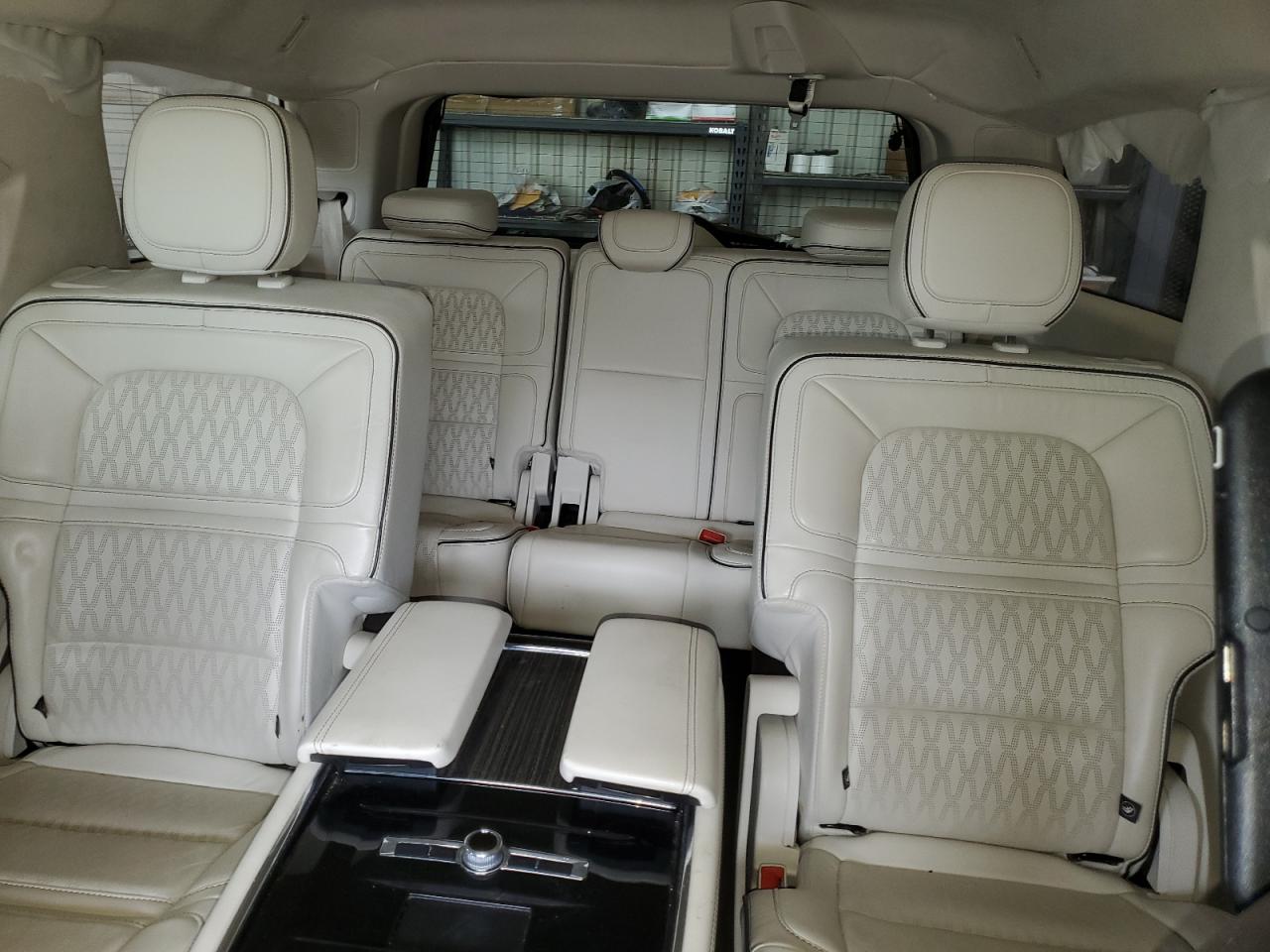 2020 Lincoln Navigator Black Label VIN: 5LMJJ2TTXLEL17917 Lot: 56672935
