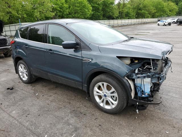  FORD ESCAPE 2019 Granatowy