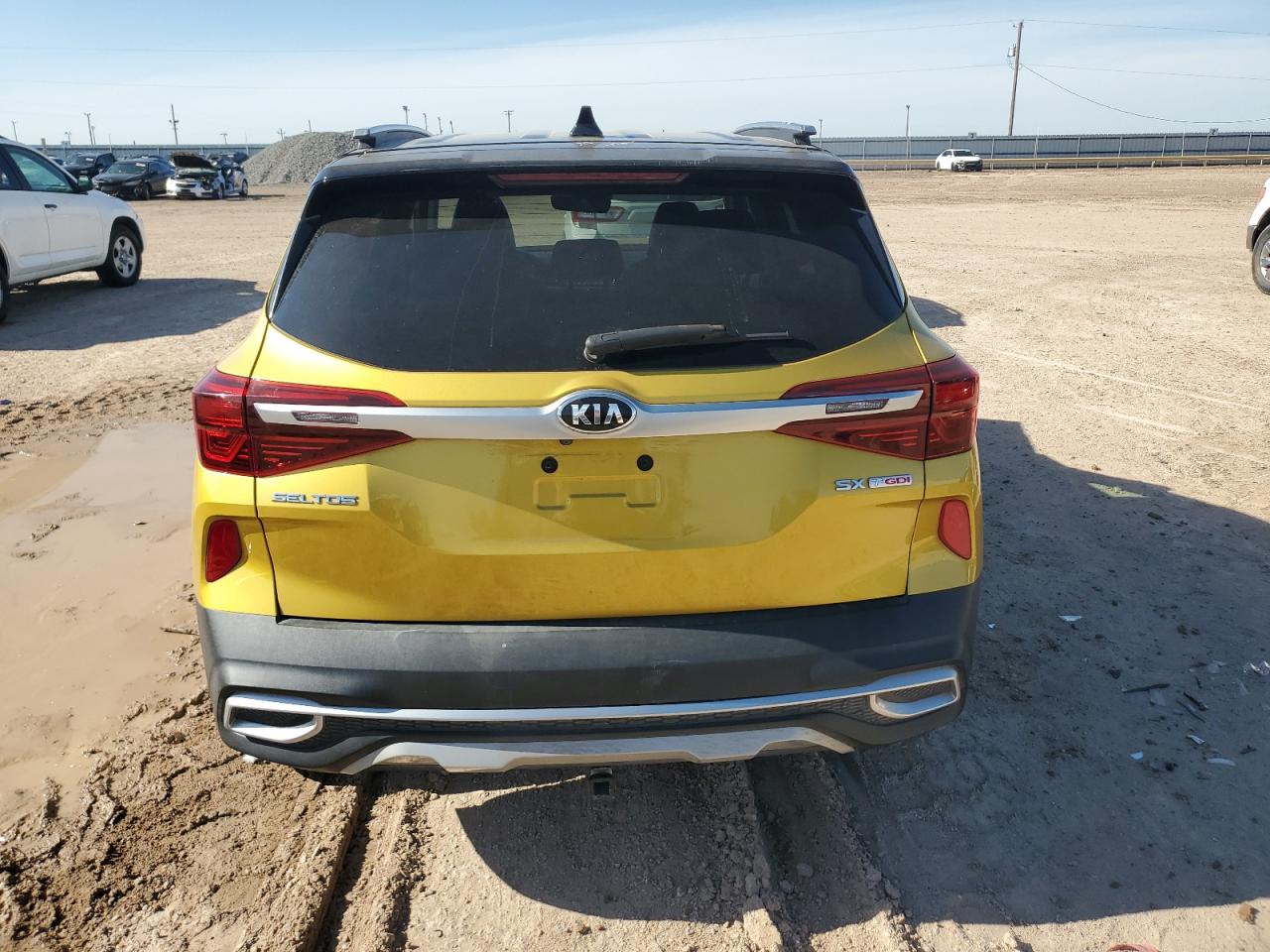 2021 Kia Seltos Sx VIN: KNDETCA22M7054427 Lot: 56819495