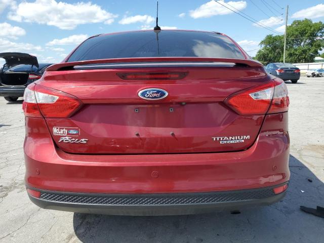  FORD FOCUS 2014 Czerwony