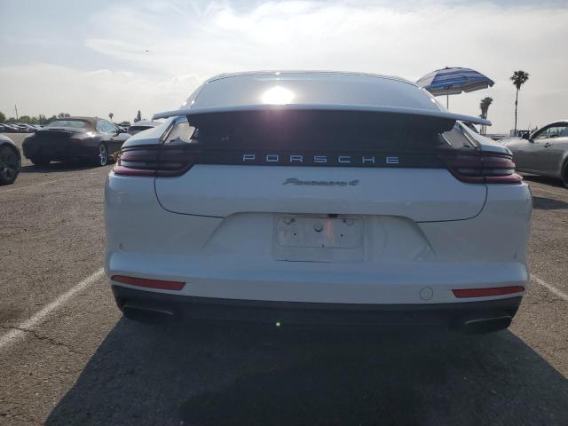  PORSCHE PANAMERA 2018 White