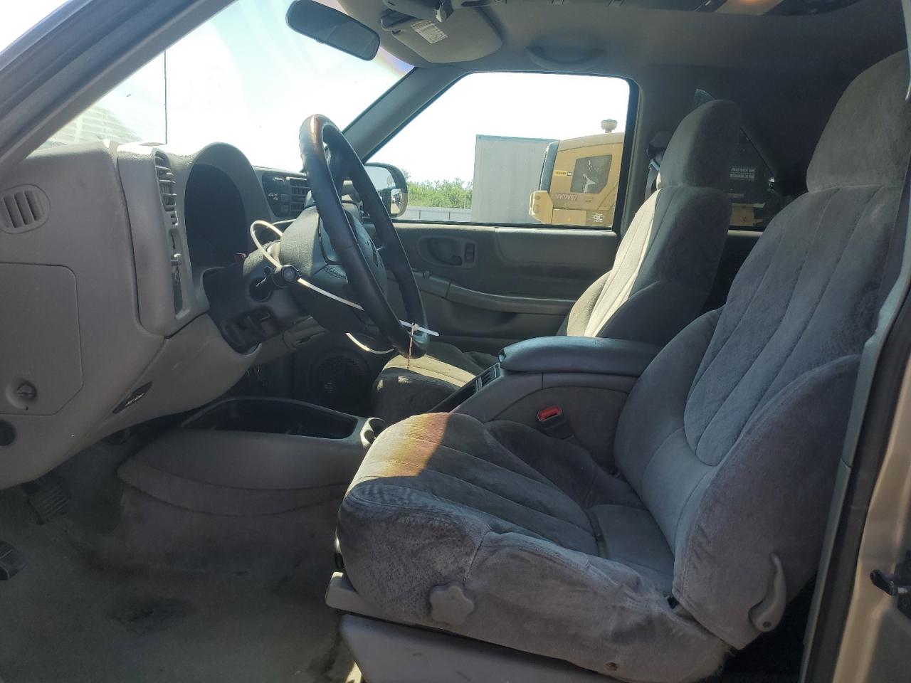 2000 GMC Jimmy VIN: 1GKCT18W6YK118528 Lot: 55820295