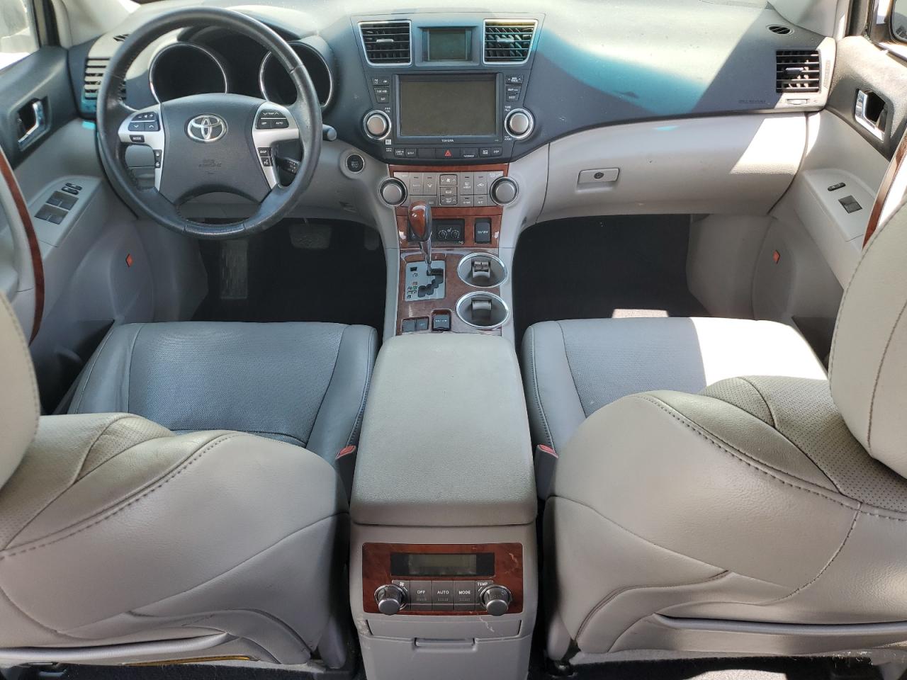 2011 Toyota Highlander Limited VIN: 5TDYK3EH5BS035887 Lot: 56252445