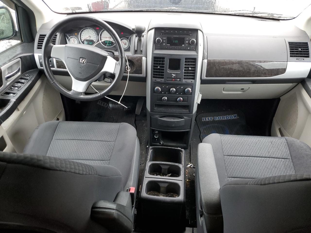 2010 Dodge Grand Caravan Sxt VIN: 2D4RN5D11AR461842 Lot: 58143205