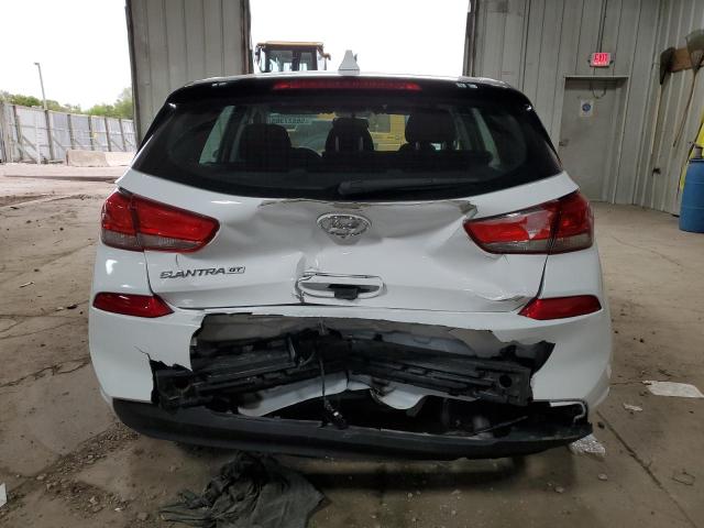  HYUNDAI ELANTRA 2018 Biały