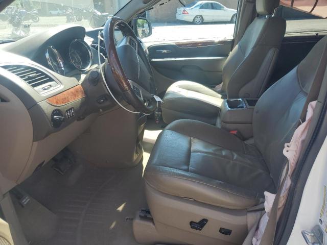  CHRYSLER MINIVAN 2016 Белы