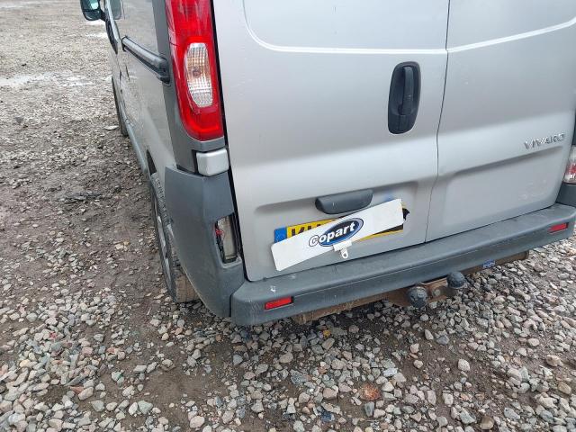 2008 VAUXHALL VIVARO 270