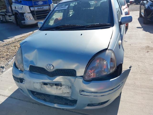 2004 TOYOTA YARIS BLUE