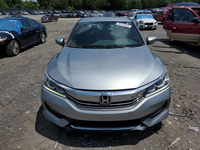 Седаны HONDA ACCORD 2017 Серебристый