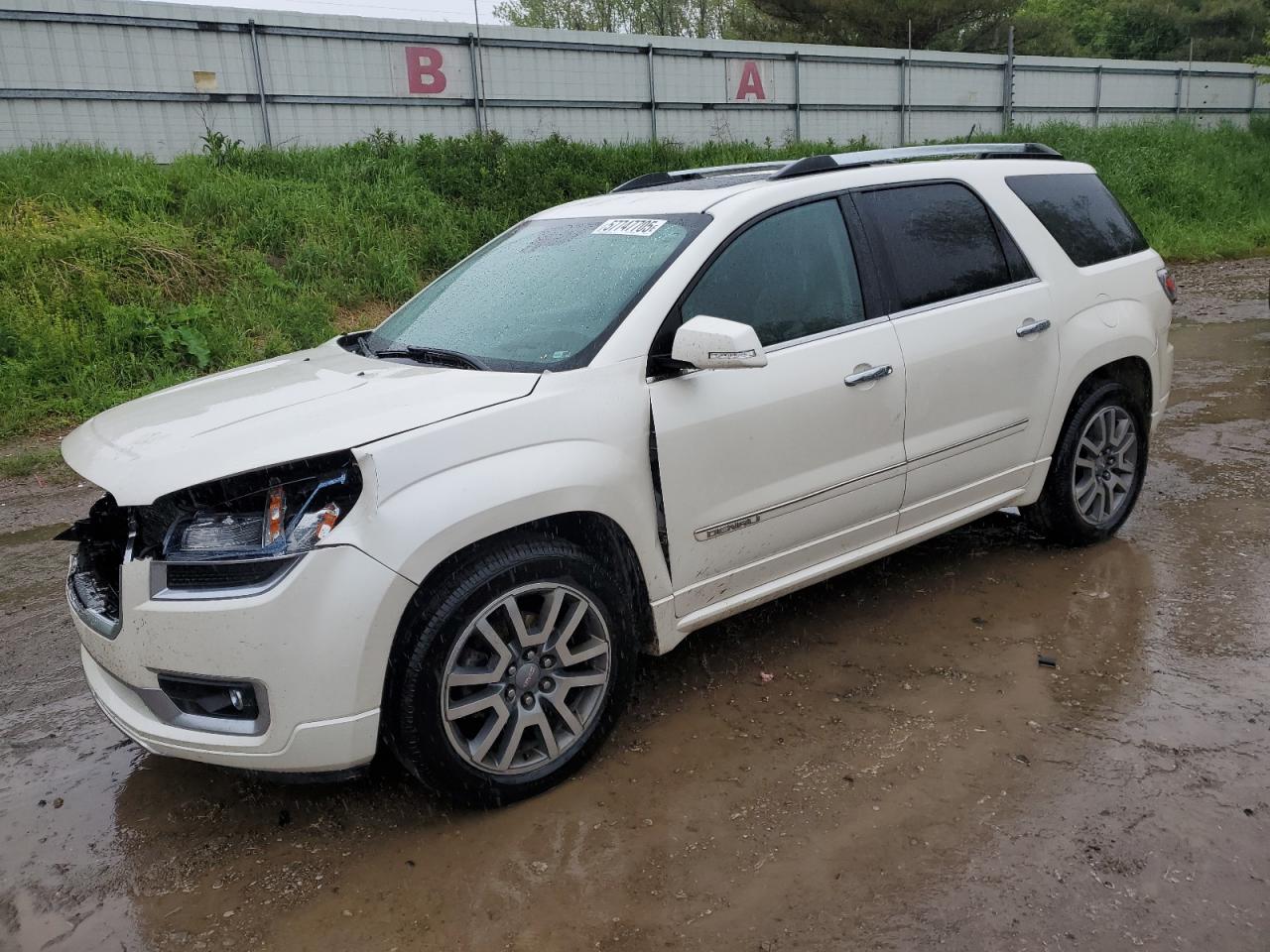 2014 Gmc Acadia Denali de vânzare în Davison, MI - Front End