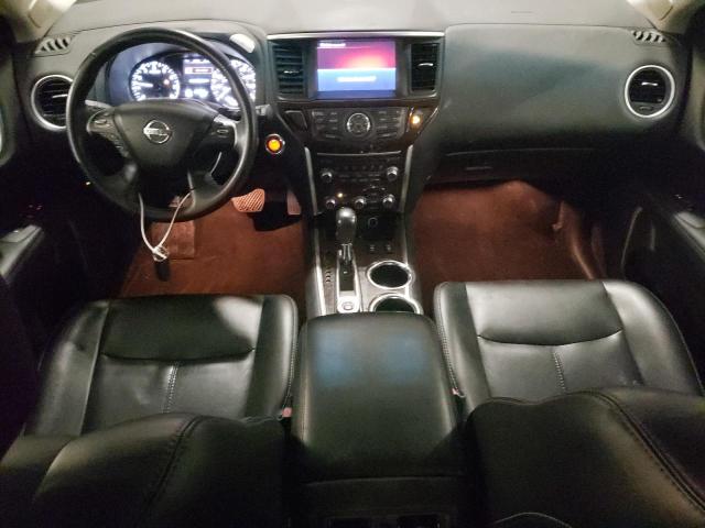 Паркетники NISSAN PATHFINDER 2015 Червоний