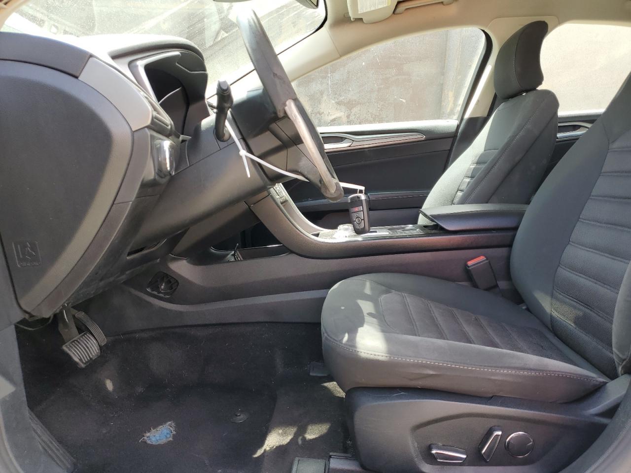 2019 Ford Fusion Se VIN: 3FA6P0LU2KR124879 Lot: 54025545