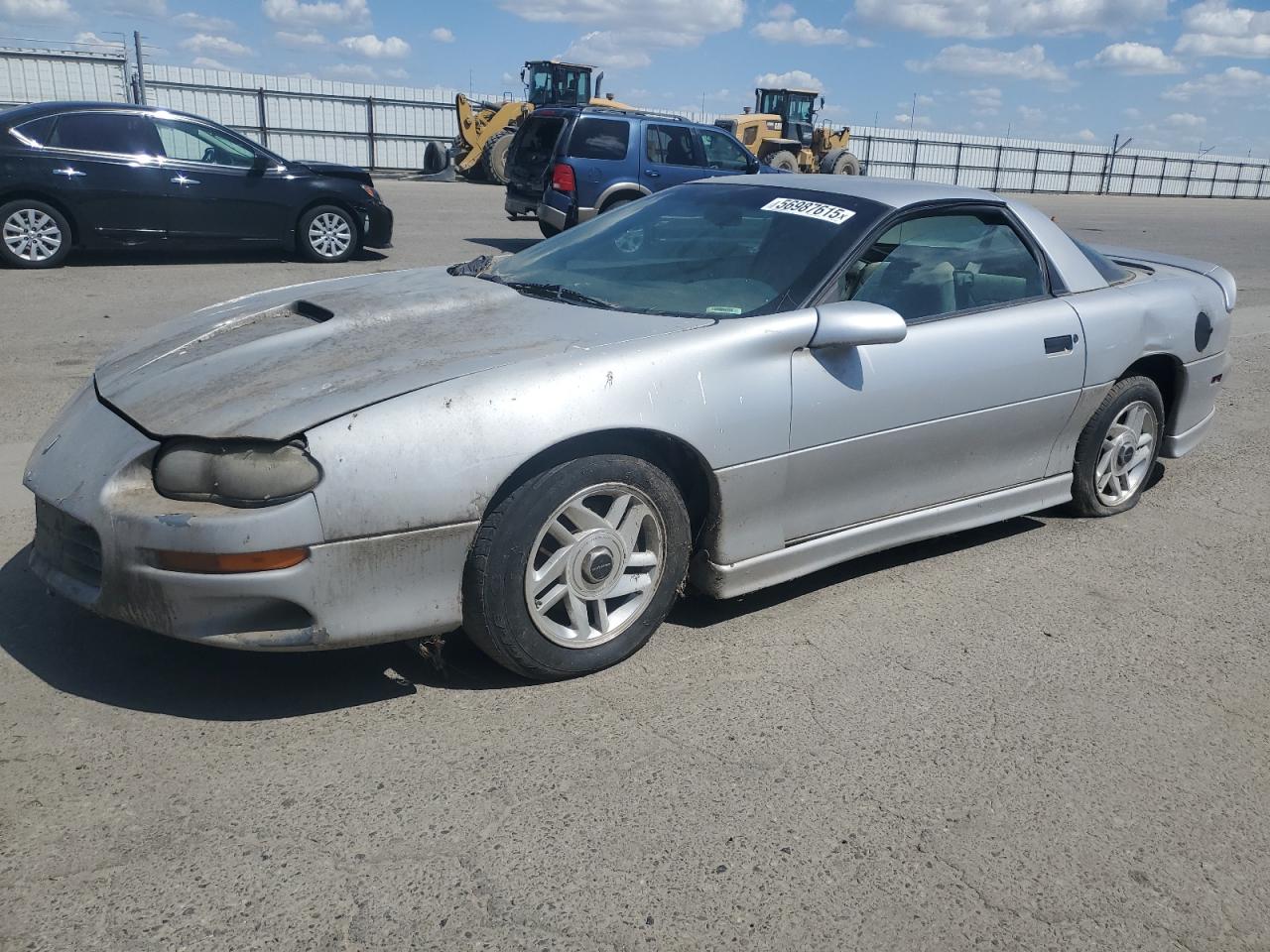 2002 Chevrolet Camaro en Venta en Fresno, CA - Stripped
