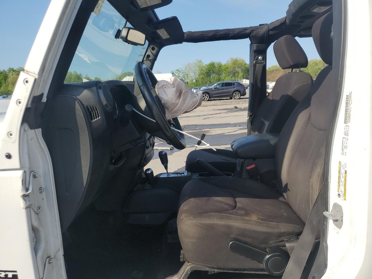 2013 Jeep Wrangler Unlimited Sport VIN: 1C4BJWDG3DL701619 Lot: 55880055