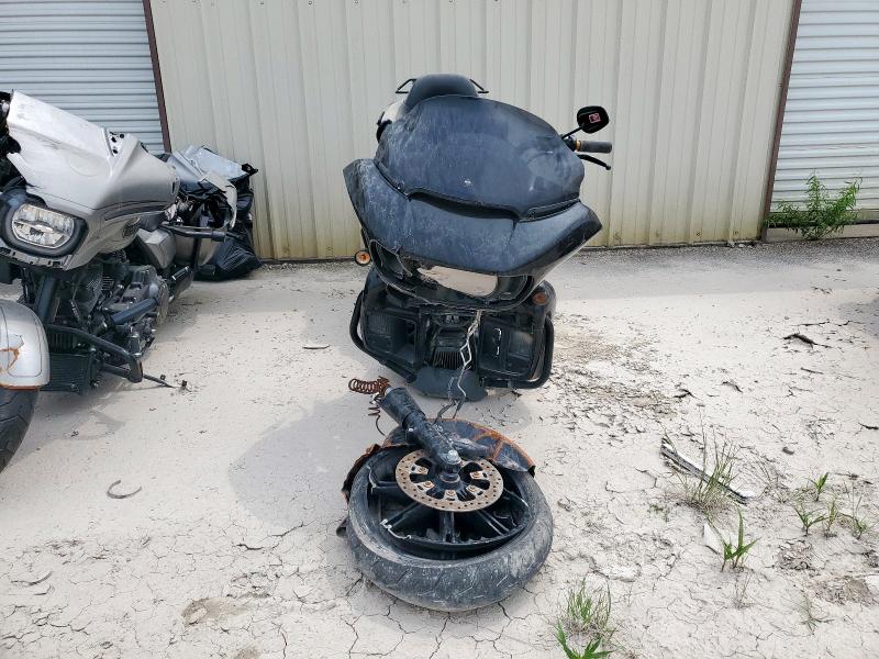  HARLEY-DAVIDSON FLTRK 2022 Чорний