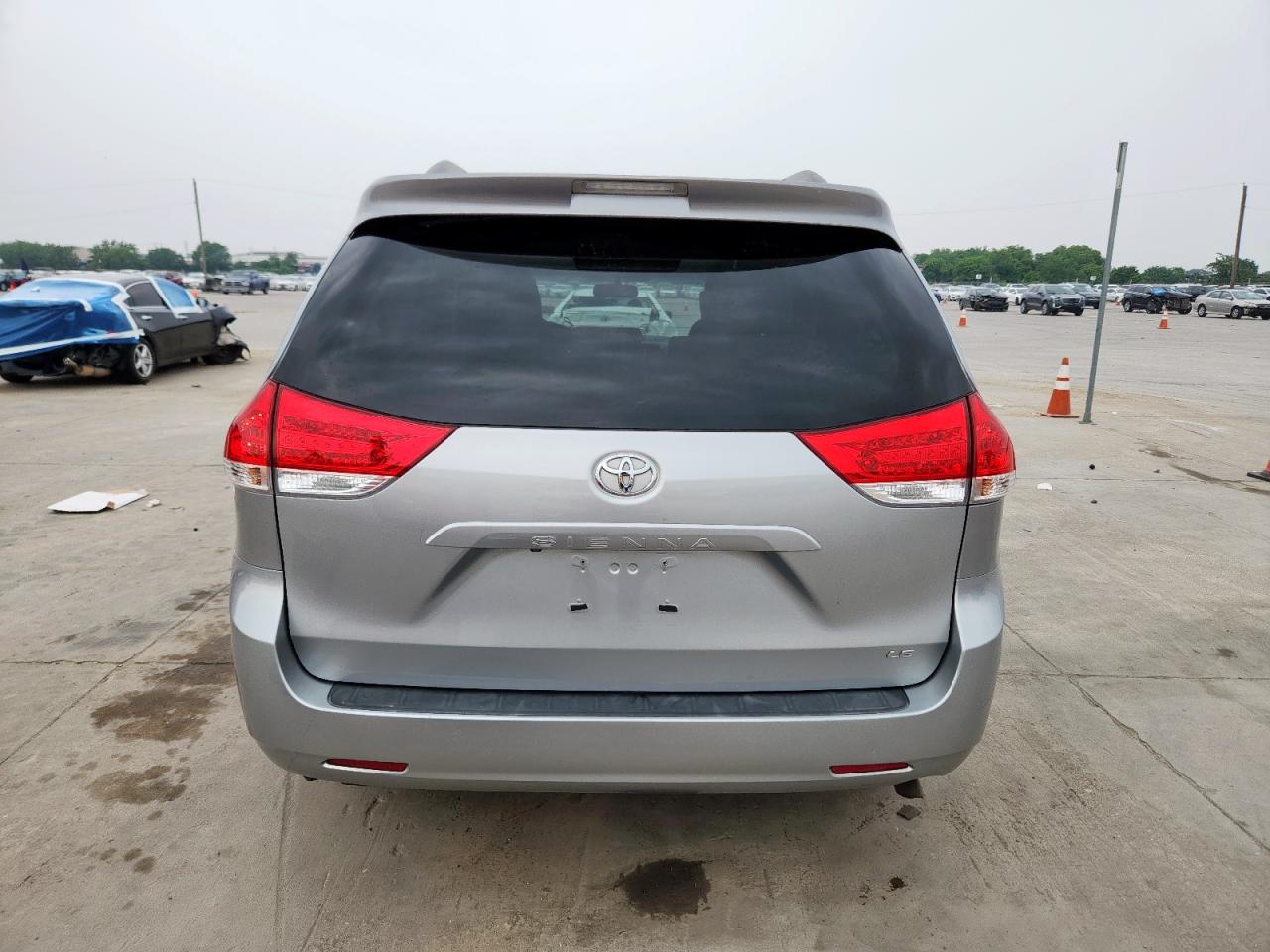 2014 Toyota Sienna Le VIN: 5TDKK3DC6ES407401 Lot: 57041895
