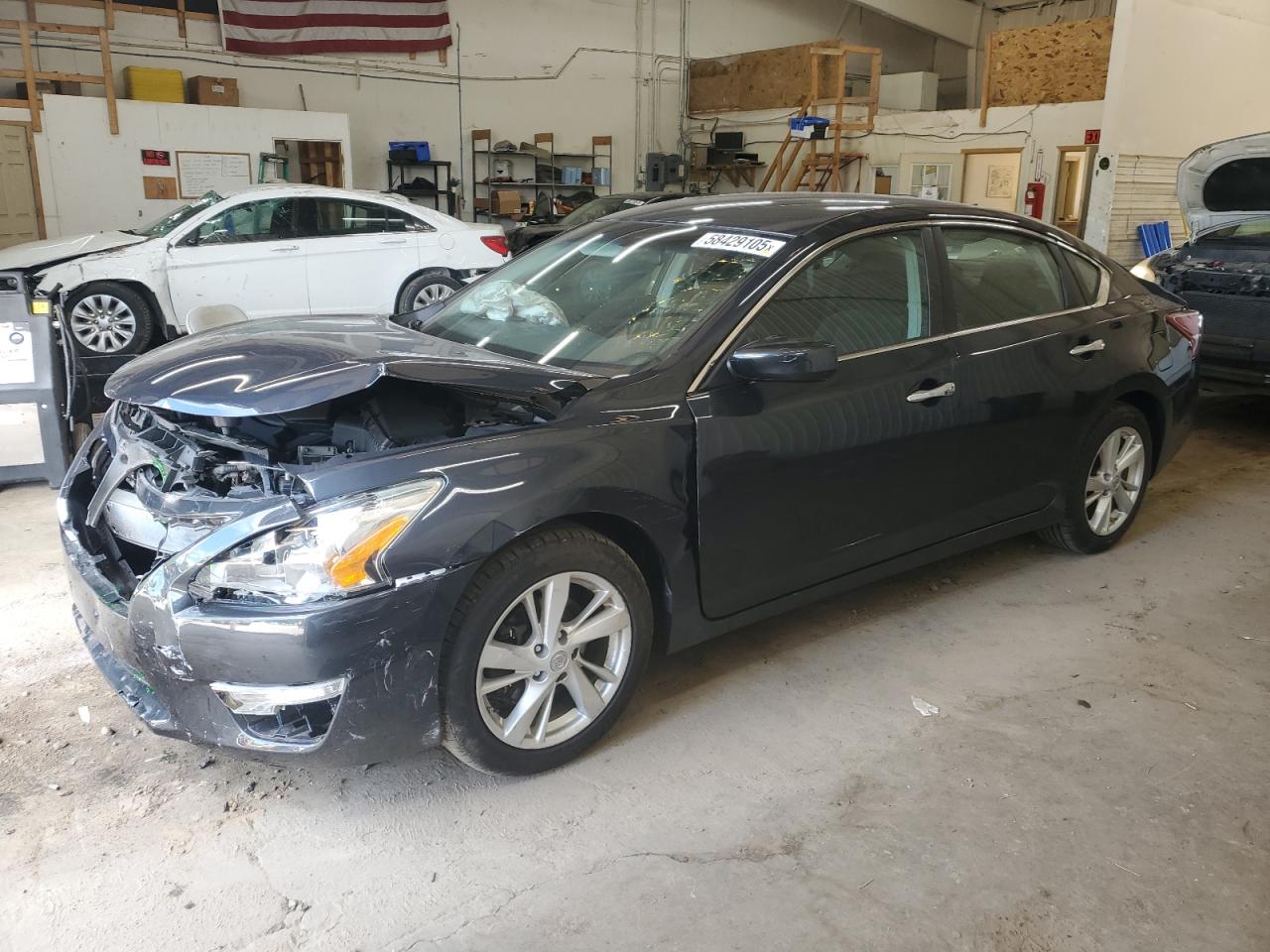2013 Nissan Altima 2.5 продається в Ham Lake, MN - Front End
