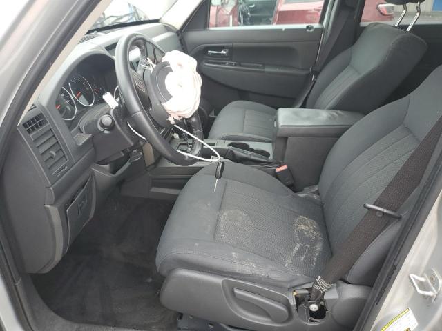 Паркетники JEEP LIBERTY 2012 Серебристый