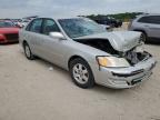 2002 Toyota Avalon Xl იყიდება Kansas City-ში, KS - Front End