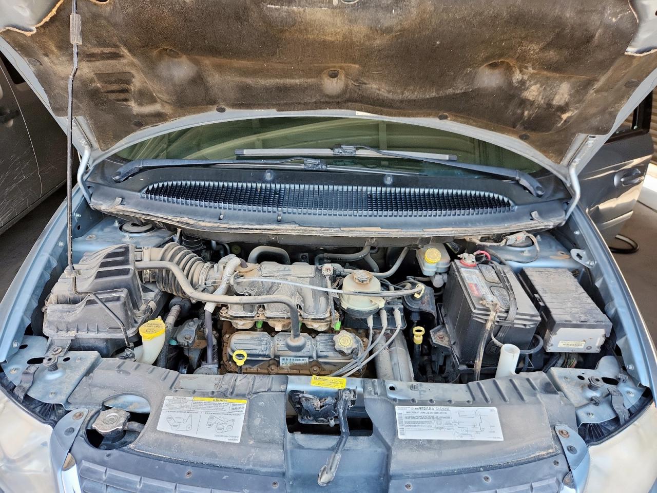 2004 Chrysler Town & Country Lx VIN: 2C4GP44R54R616072 Lot: 58625985