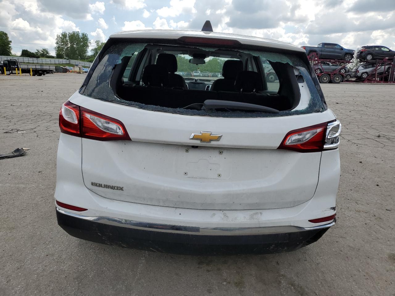 2018 Chevrolet Equinox Ls VIN: 2GNAXHEV5J6285538 Lot: 56920635