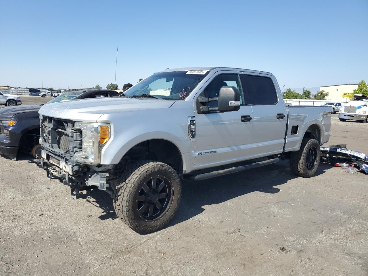 2017 Ford F250 Super Duty zu verkaufen in Bakersfield, CA - Rear End