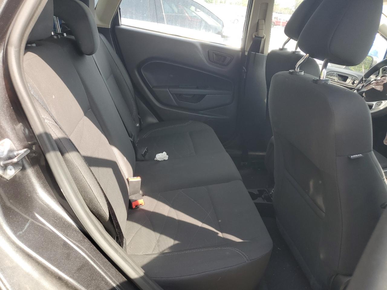 2018 Ford Fiesta Se VIN: 3FADP4EJ0JM128104 Lot: 56037275