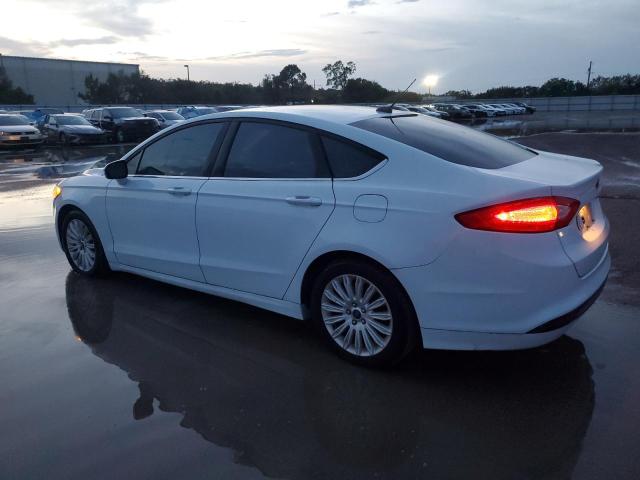 Седаны FORD FUSION 2016 Белый