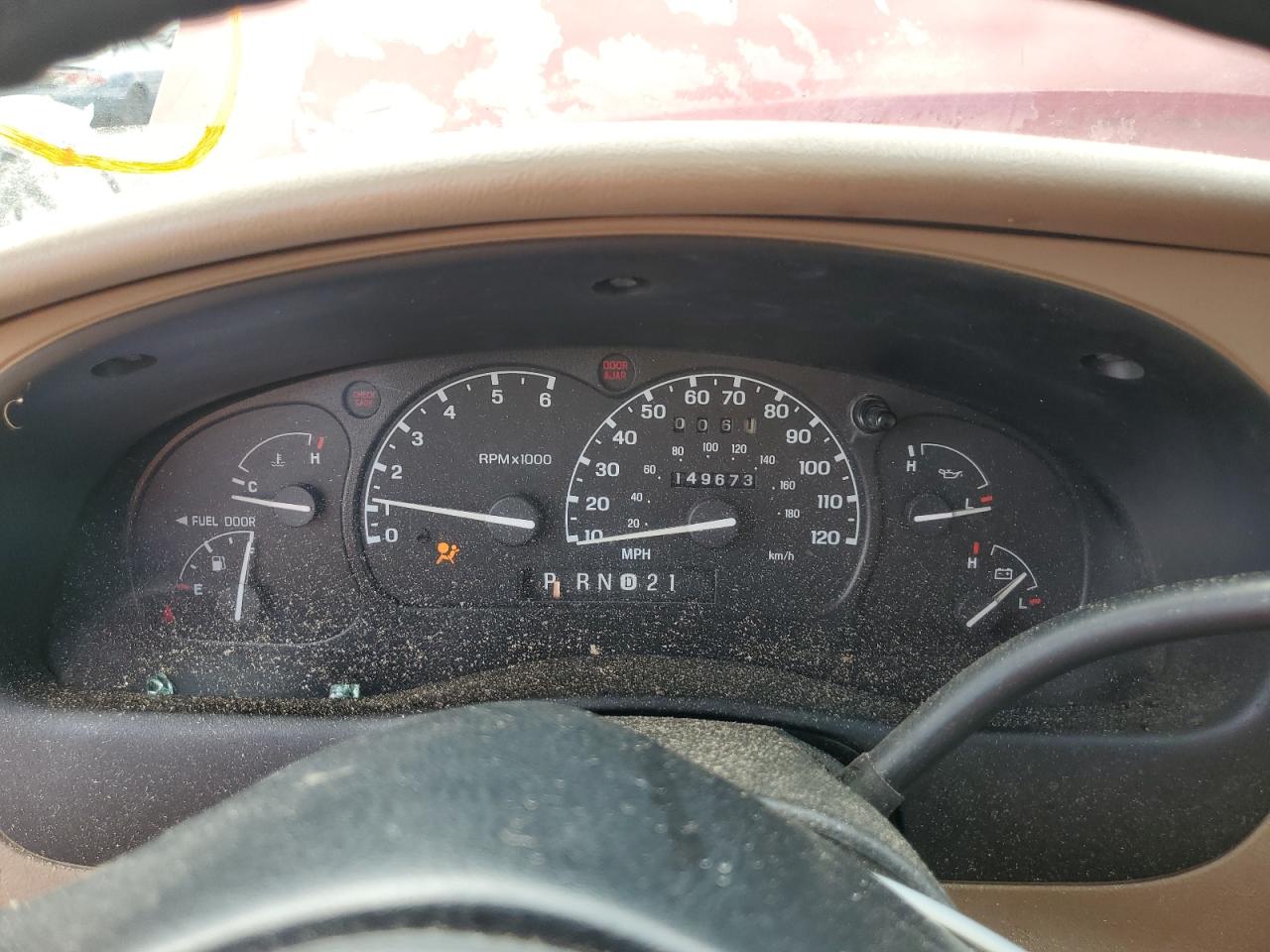 2000 Mercury Mountaineer VIN: 4M2ZU86P2YUJ30049 Lot: 58619545