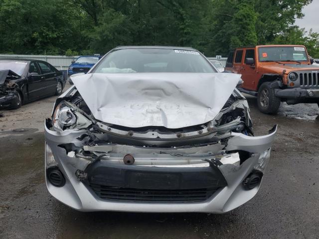  TOYOTA PRIUS 2015 Серебристый